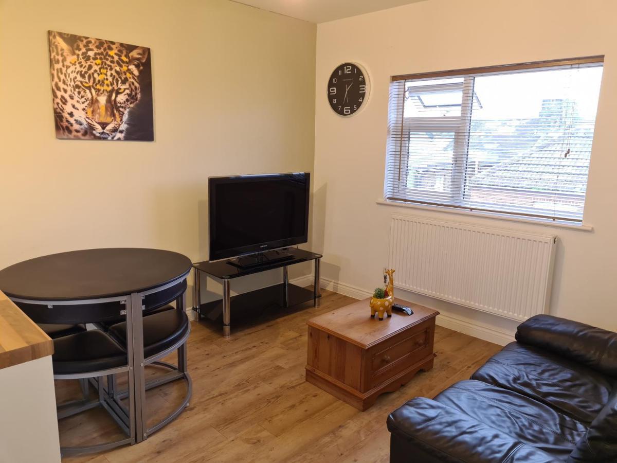 Yarmouth Apartments, Street Permit Parking, Close To Everything, Beach, Pier, Free Wifi Great Yarmouth Chambre photo