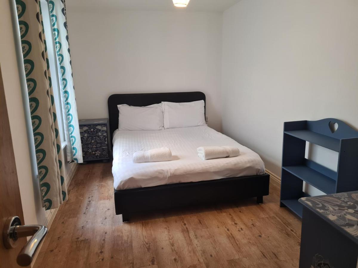 Yarmouth Apartments, Street Permit Parking, Close To Everything, Beach, Pier, Free Wifi Great Yarmouth Chambre photo