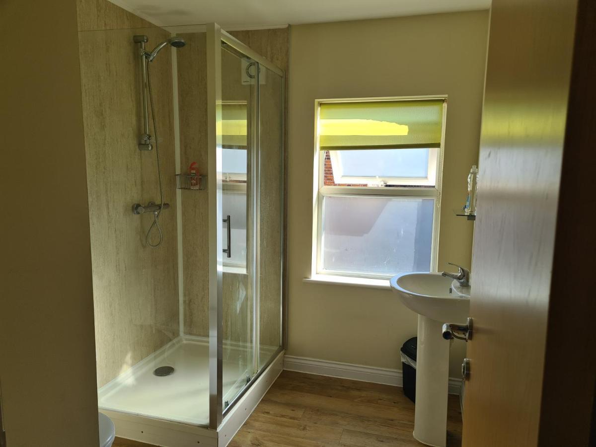 Yarmouth Apartments, Street Permit Parking, Close To Everything, Beach, Pier, Free Wifi Great Yarmouth Extérieur photo